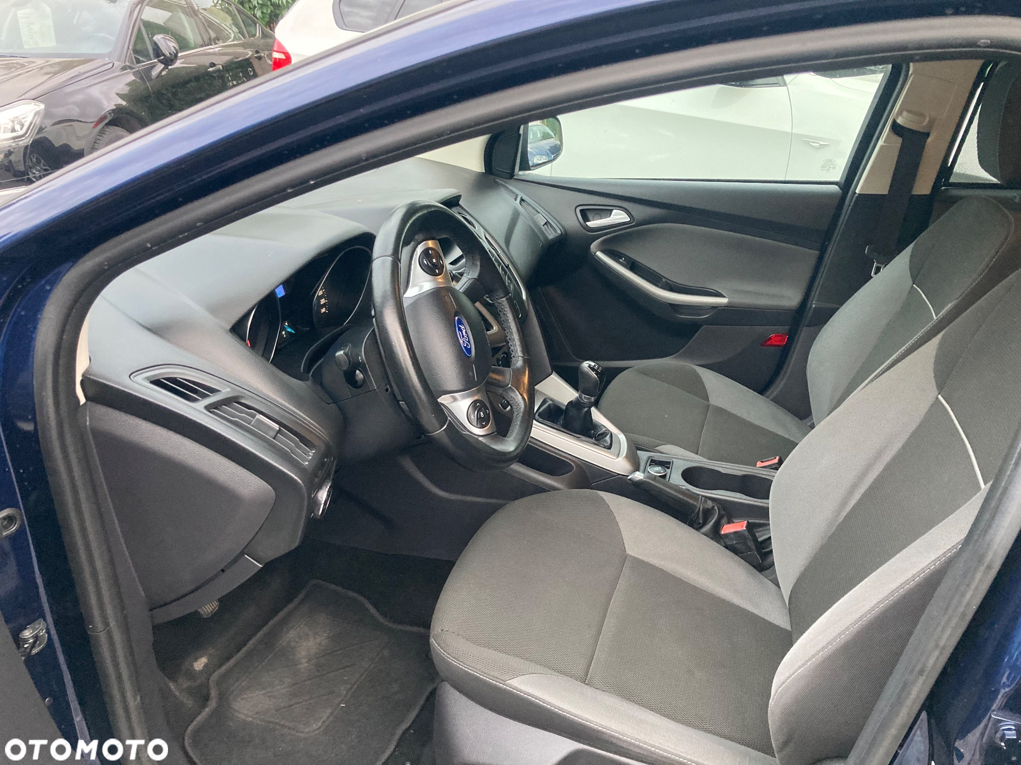 Ford Focus 1.6 Ambiente - 8