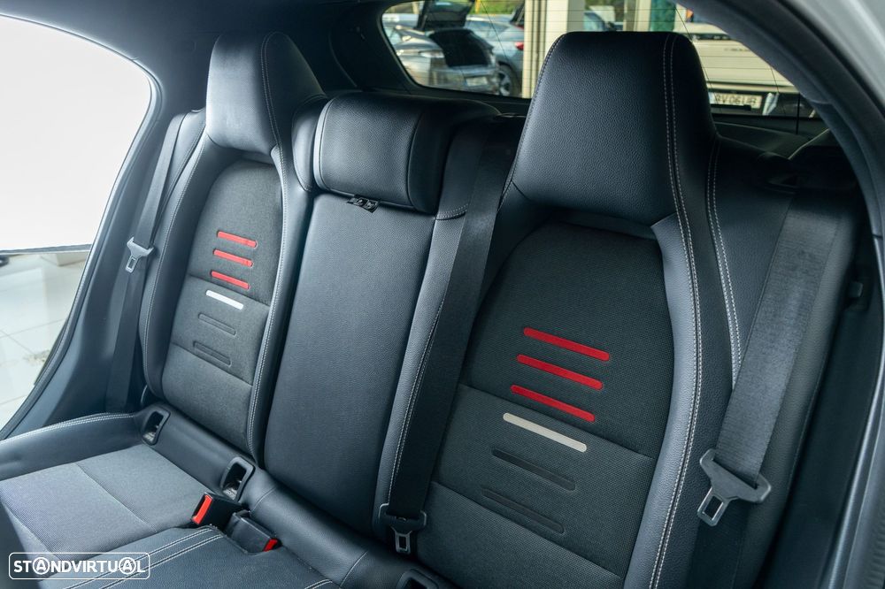 Mercedes-Benz A 180 d AMG Line - 9