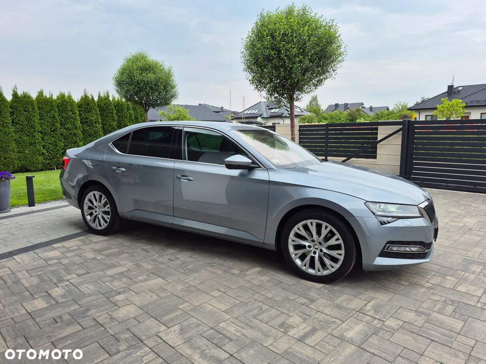 Skoda Superb 2.0 TDI SCR Style DSG - 33