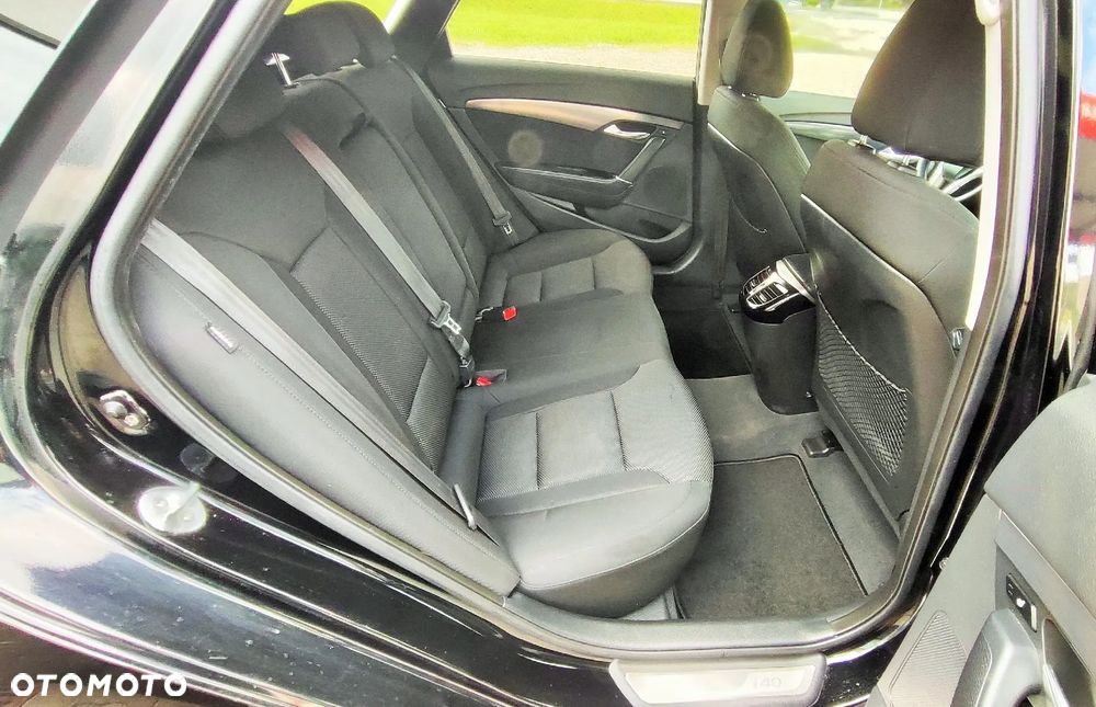 Hyundai i40 2.0 GDI Comfort + - 13