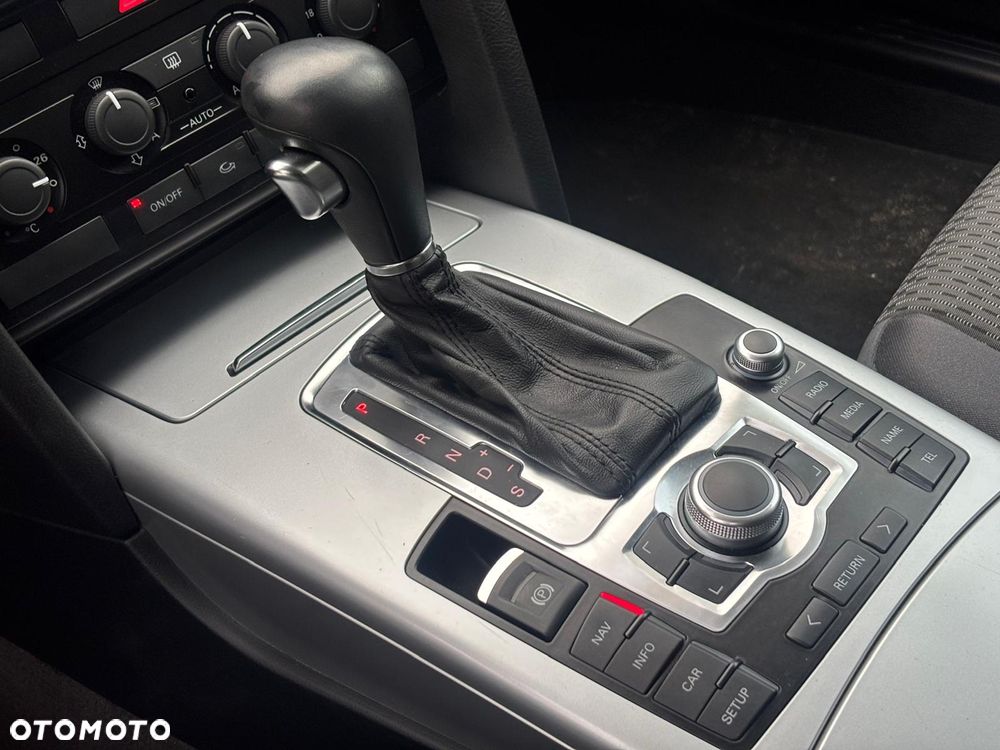 Audi A6 Avant 2.0 TDI Multitronic - 22
