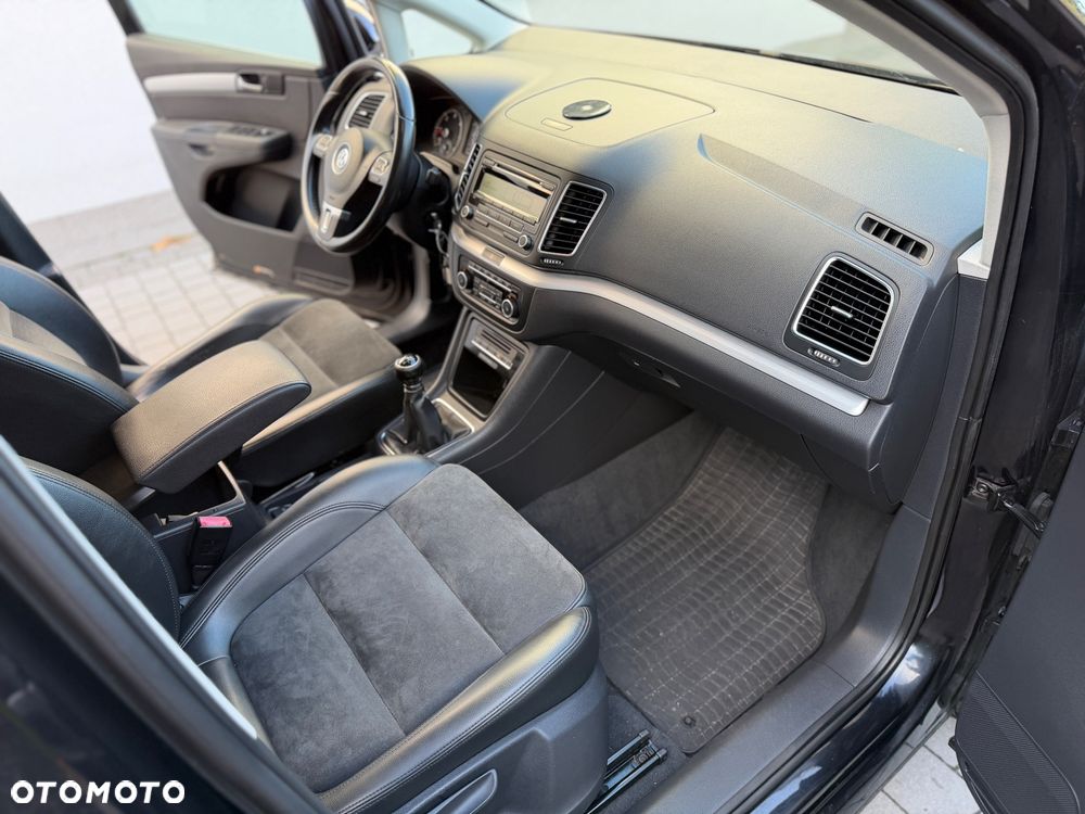 Volkswagen Sharan 2.0 TDI BlueMotion Technology Highline - 12