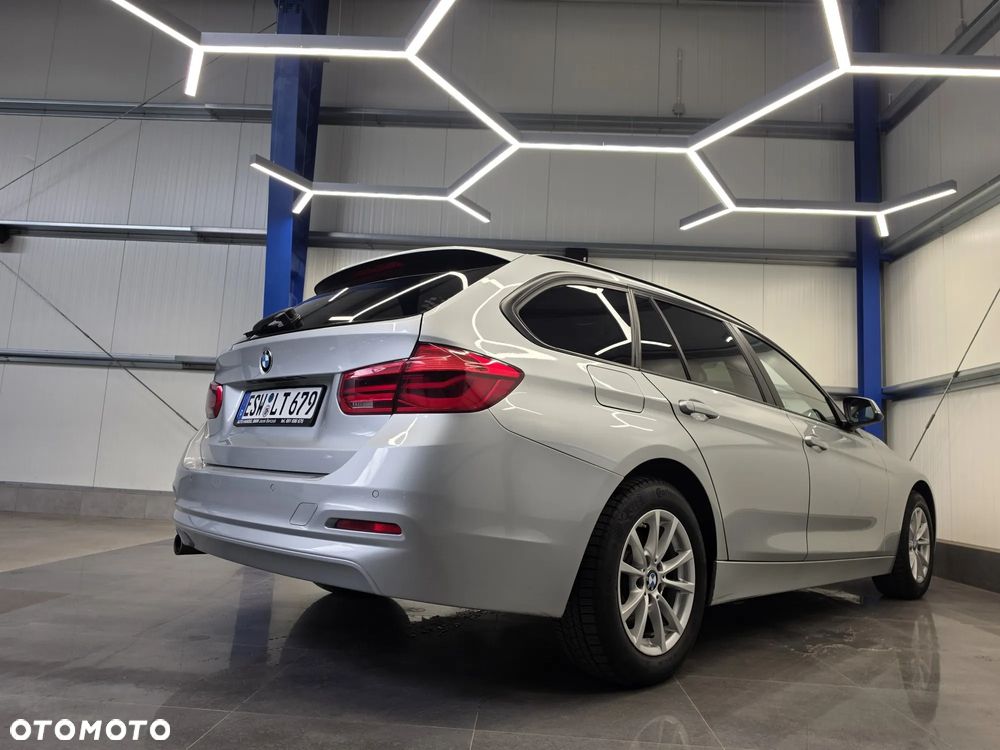 BMW Seria 3 318d Advantage - 17
