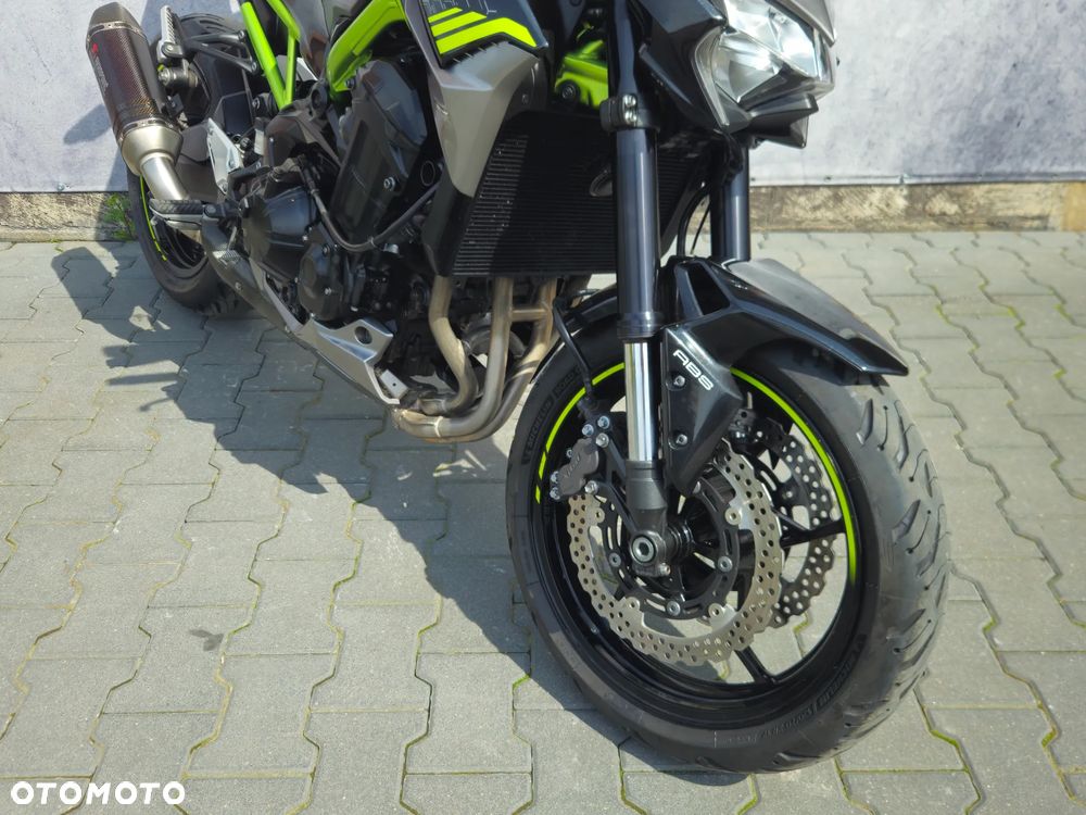 Kawasaki Z 900 - 10