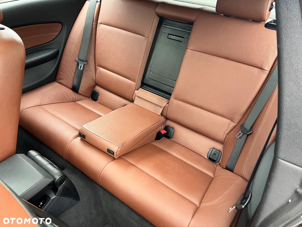 BMW Seria 1 123d - 19