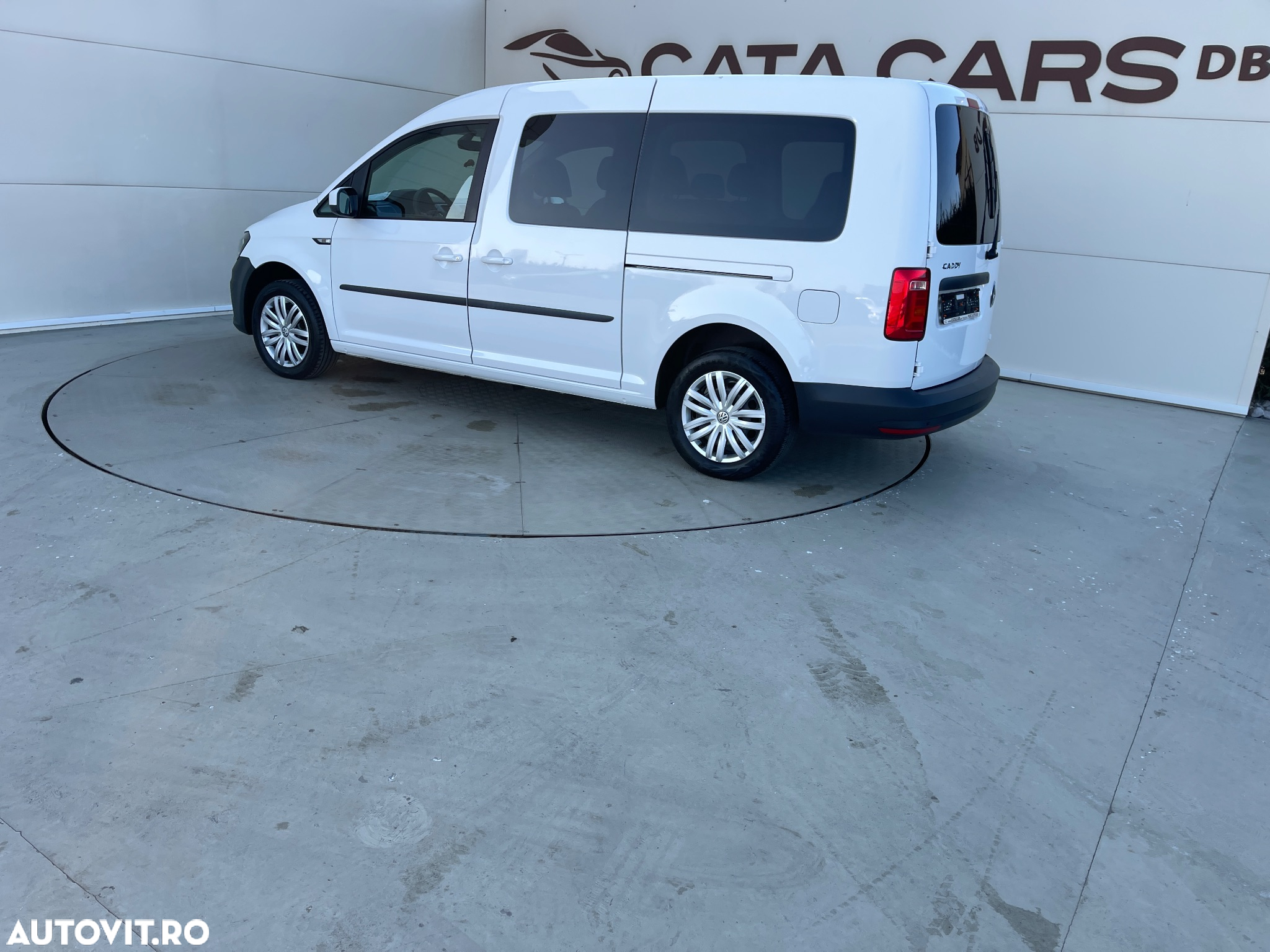 Volkswagen Caddy 2.0 TDI (7-Si.) Maxi Trendline - 10