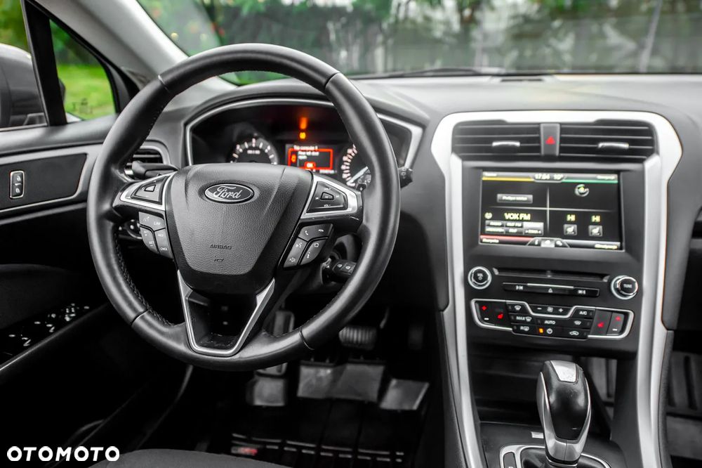 Ford Mondeo Turnier 2.0 TDCi Start-Stopp PowerShift-Aut Trend - 8