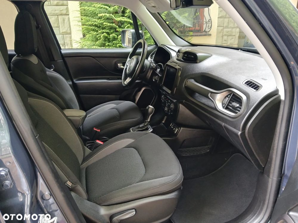 Jeep Renegade 1.5 T4 mHEV Upland FWD S&S DCT - 10