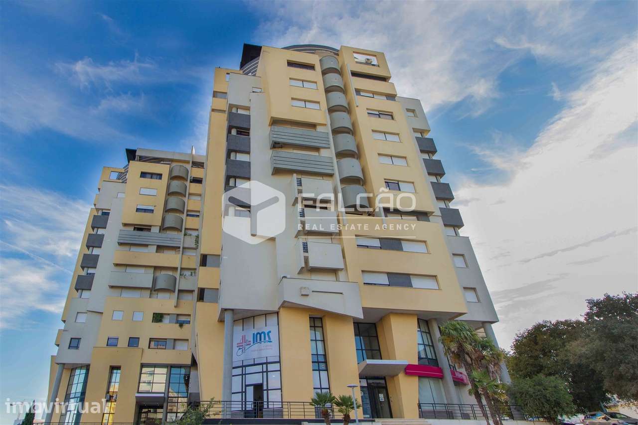 Espaço Comercial em Santarém. Oportunidade Única! - Grande imagem: 2/47