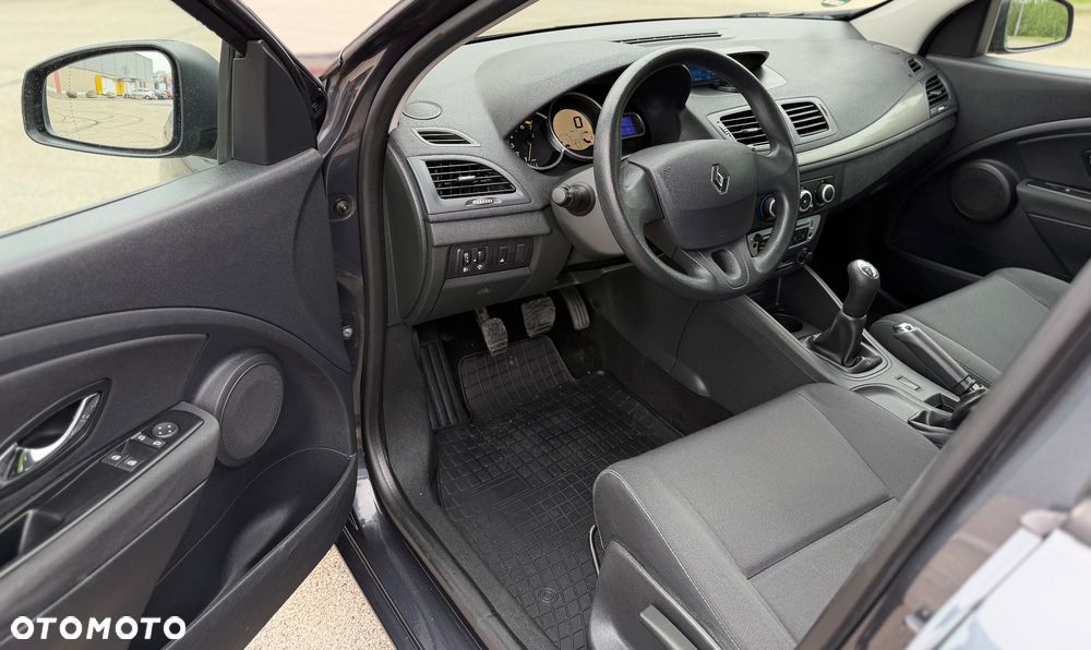 Renault Megane 1.6 16V 100 Authentique - 5