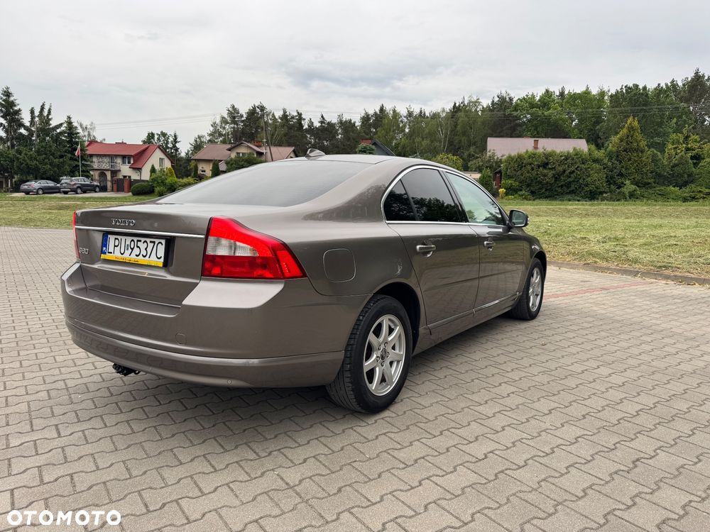 Volvo S80 2.4D5 Executive - 4