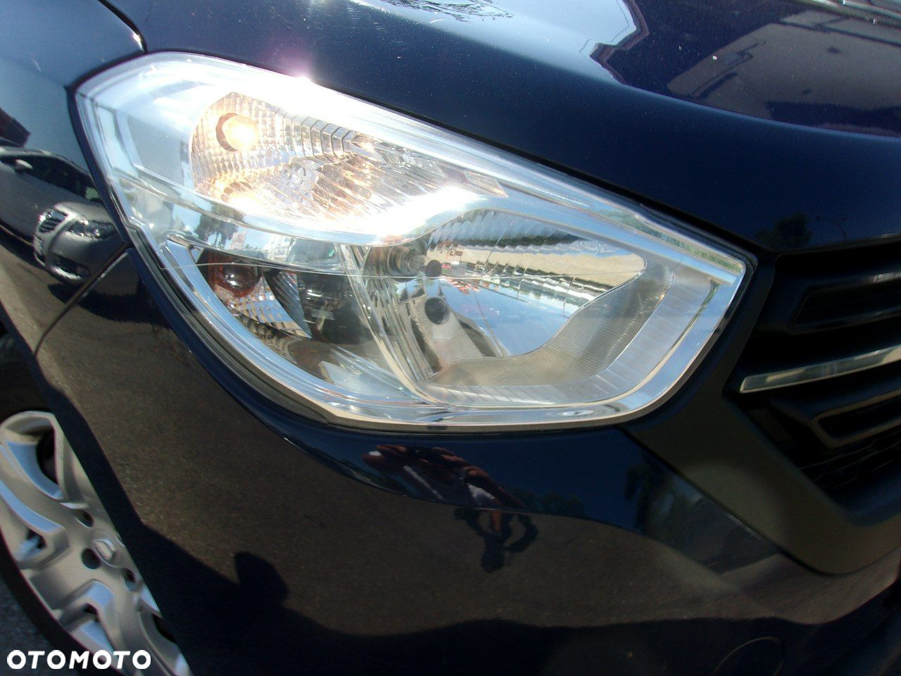 Dacia Lodgy 1.6 SCe Laureate S&S - 5