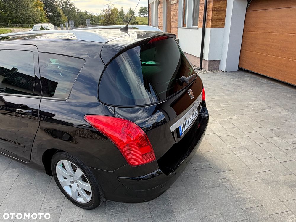 Peugeot 308 120 VTi Family - 11