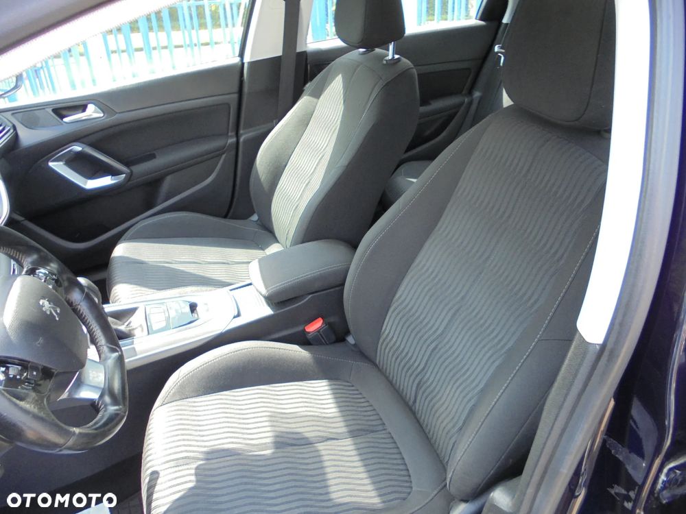 Peugeot 308 SW BlueHDi 150 Automatik Stop & Start Allure - 6