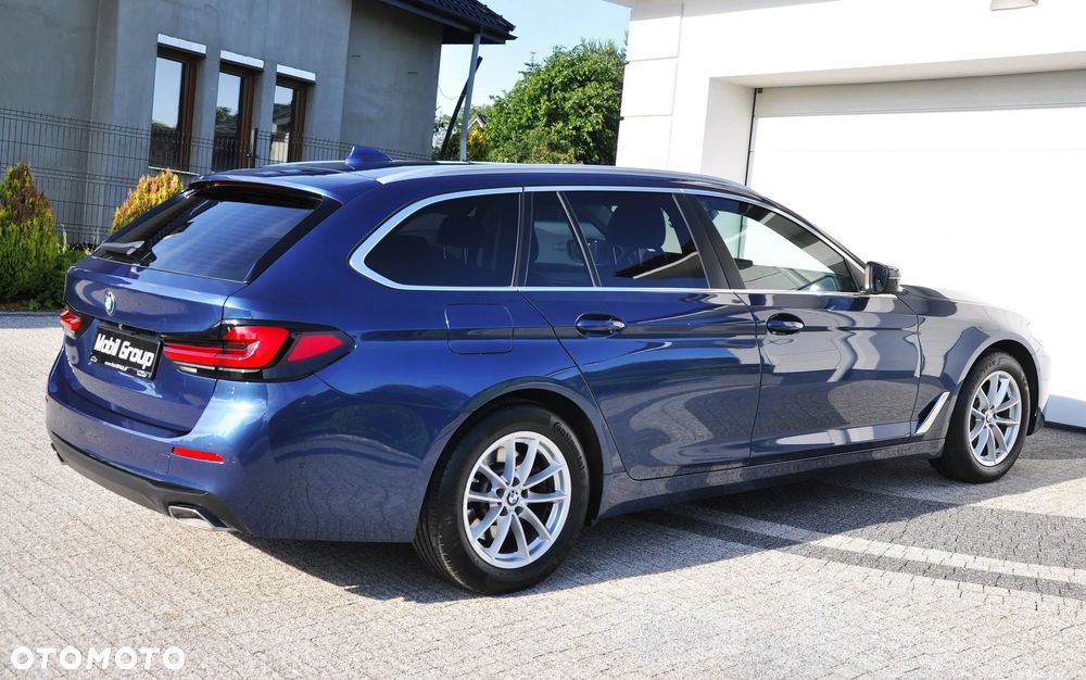 BMW Seria 5 520d mHEV - 7