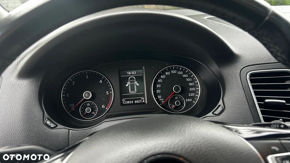 Volkswagen Sharan - 12