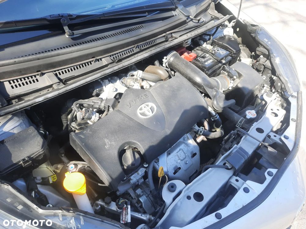 Toyota Yaris 1.5 20th Anniversary CVT - 24