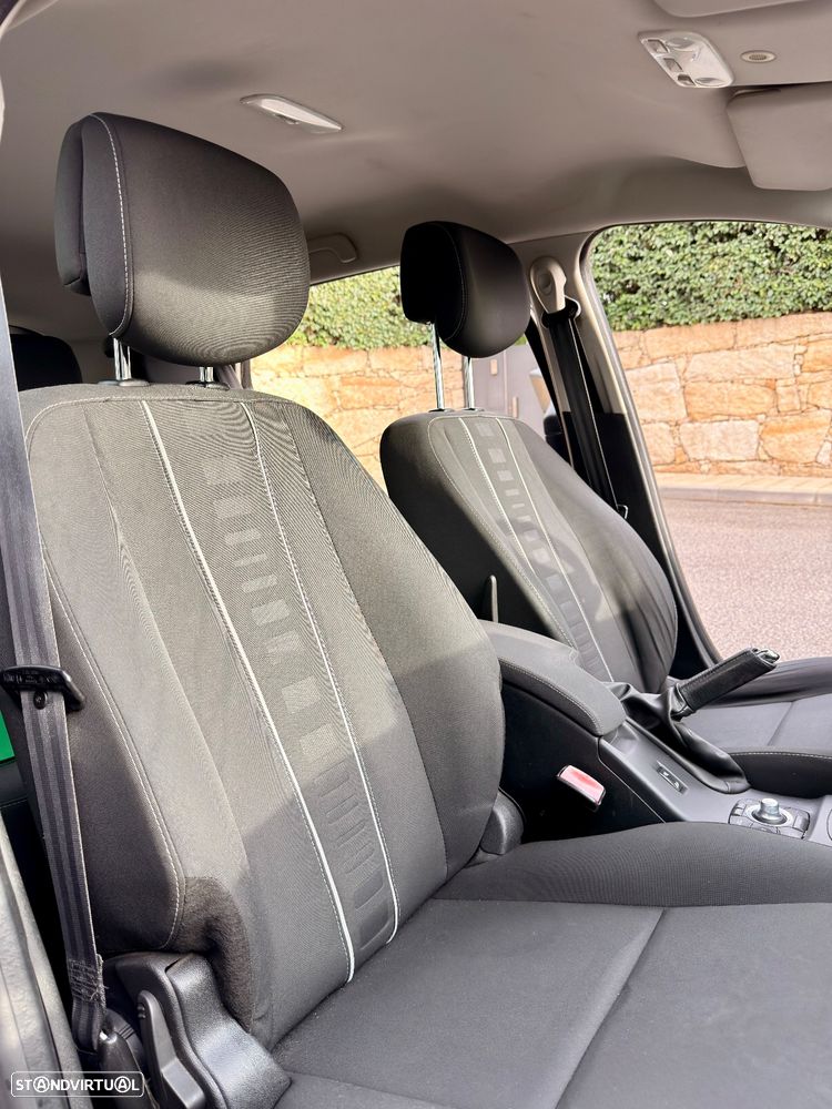 Renault Mégane ENERGY dCi 110 Start & Stop Bose Edition - 9