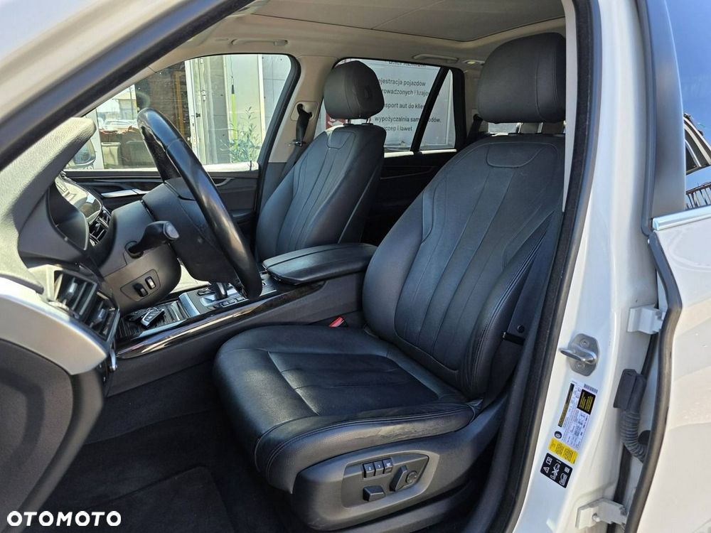 BMW X5 xDrive35i Edition Exclusive - 7