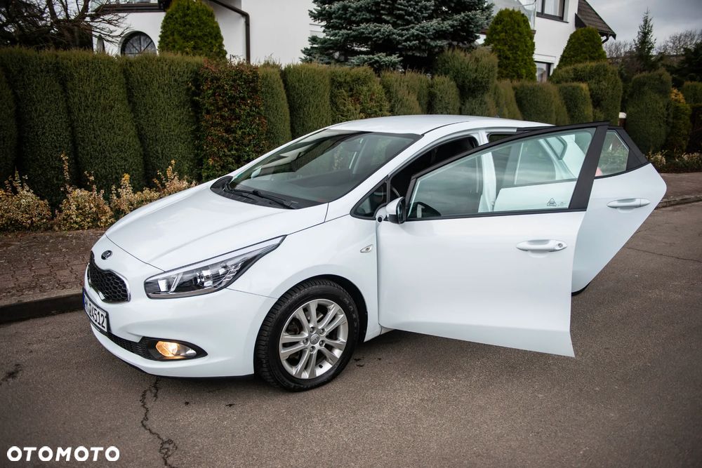 Kia Ceed 1.4 CVVT Vision - 15