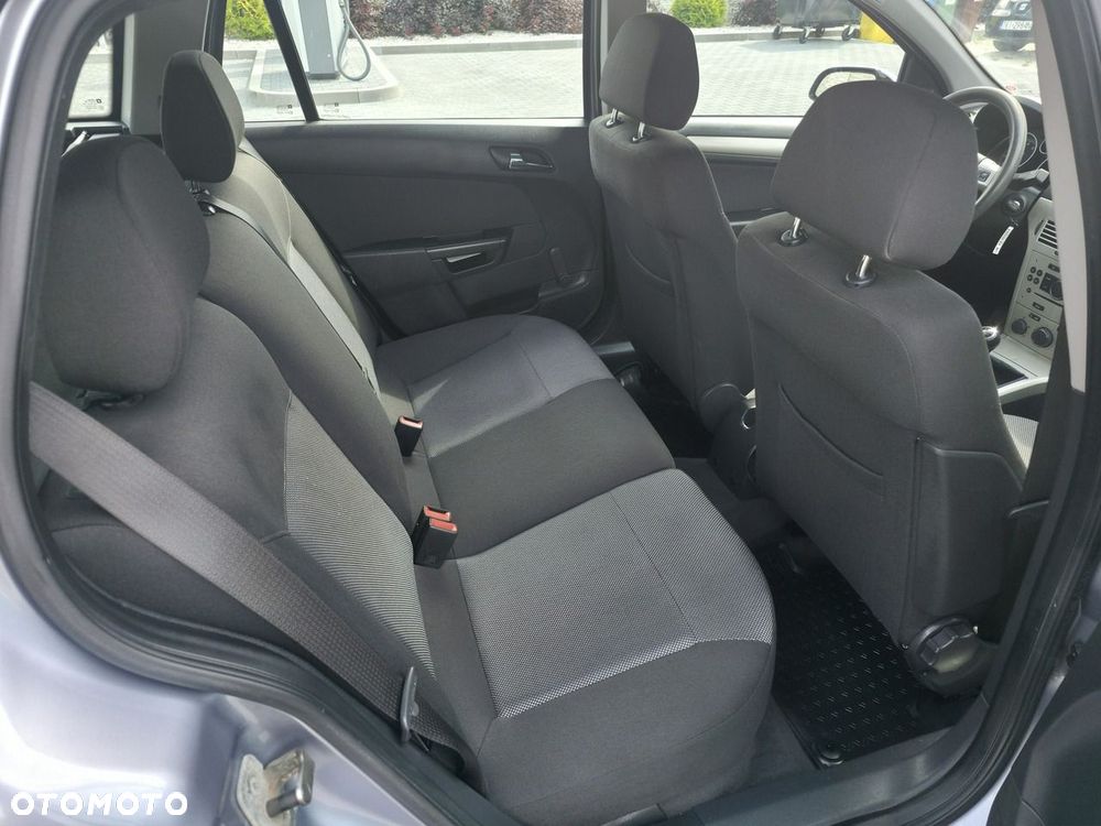 Opel Astra - 9