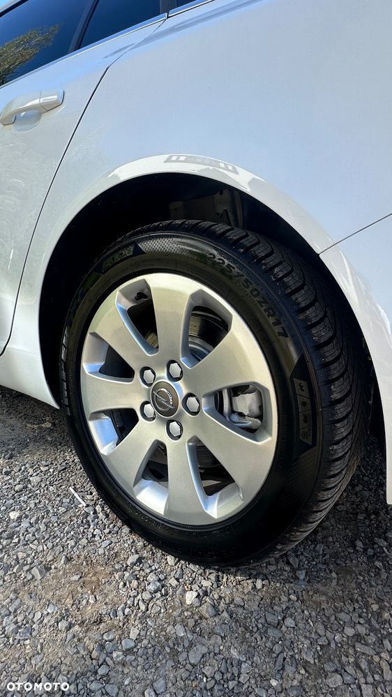 Opel Insignia - 12