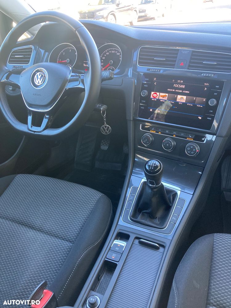 Volkswagen Golf 1.6 TDI SCR Comfortline - 7