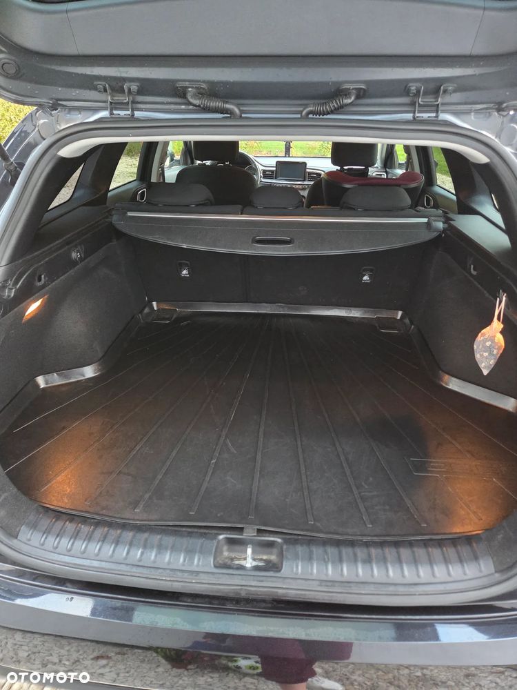 Kia Ceed 1.4 T-GDI M DCT - 16