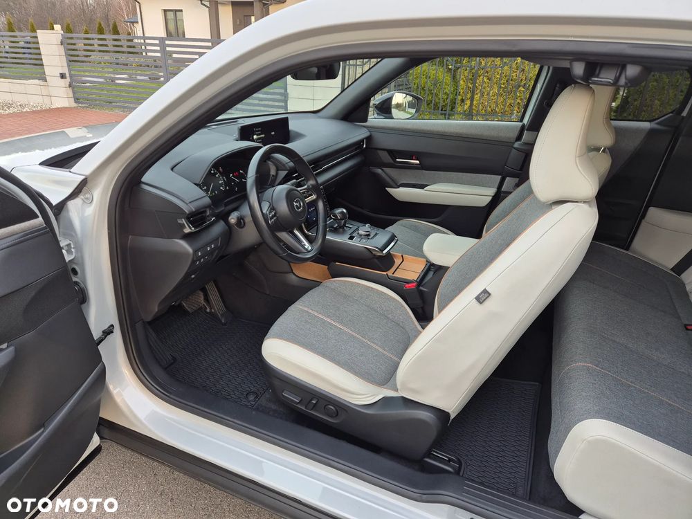 Mazda MX-30 e-SKYACTIV - 15