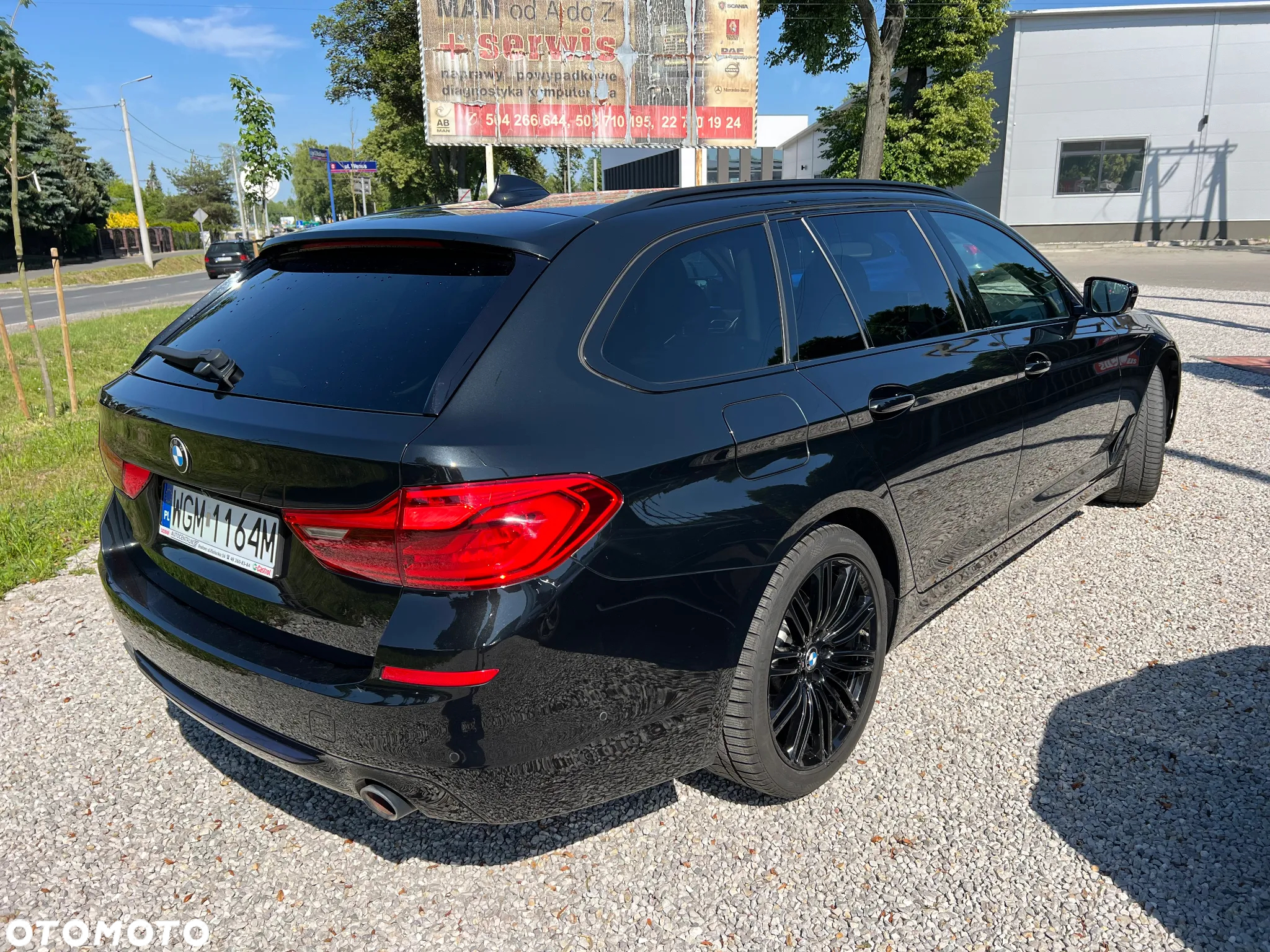 BMW Seria 5 520d Touring Sport Line - 12