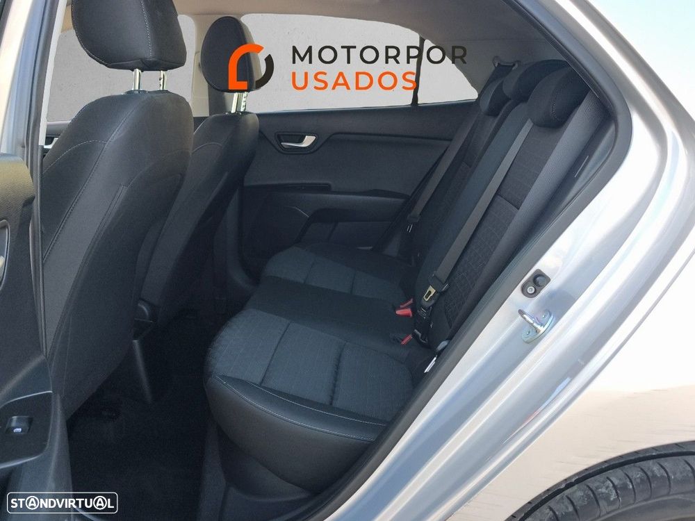Kia Rio 1.2 CVVT Dynamic — fotografia 9