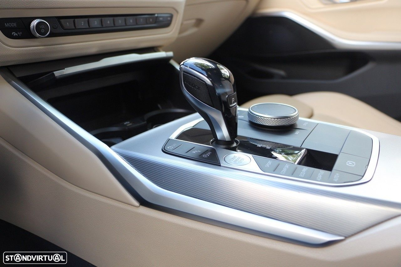 BMW 320 d Touring Pack M Auto - 24