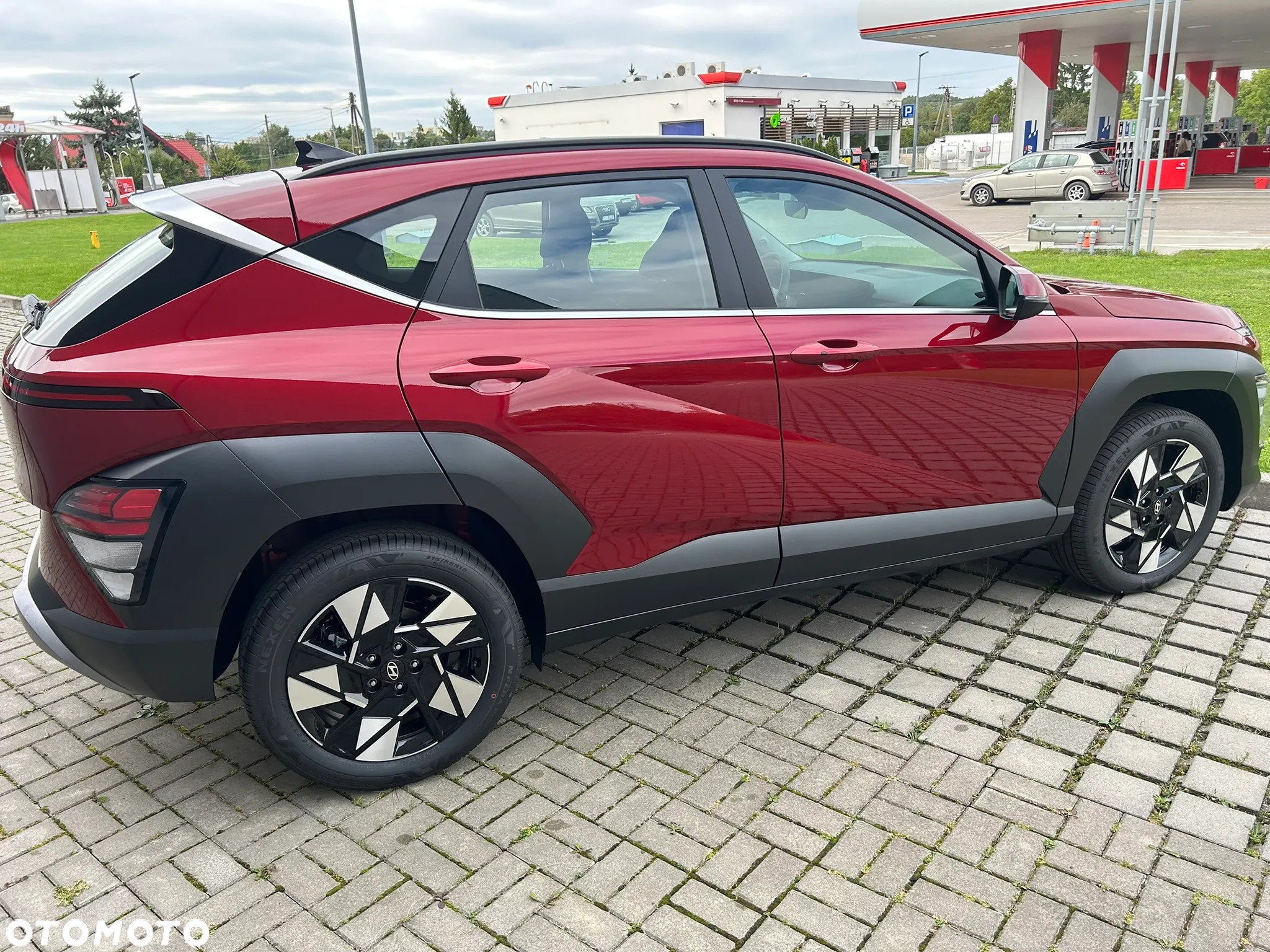 Hyundai Kona - 11