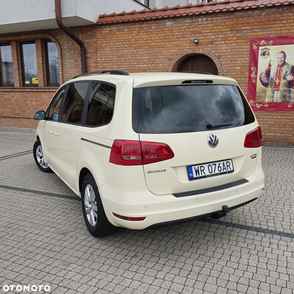 Volkswagen Sharan - 13