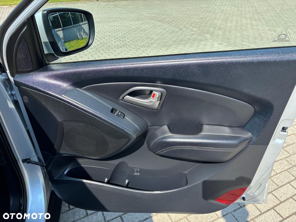 Hyundai ix35 2.0 CRDi 4WD Premium - 16