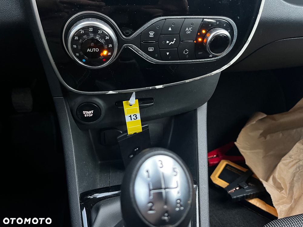 Renault Clio dCi 75 Expression - 27