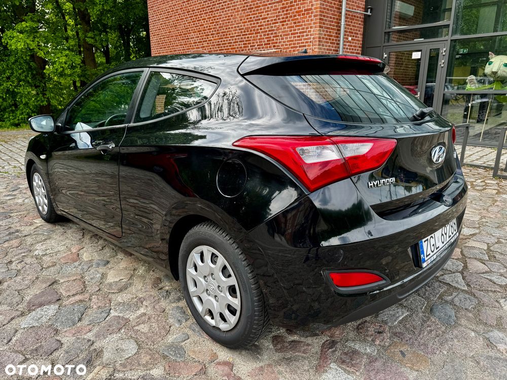 Hyundai i30 1.4 Comfort - 4