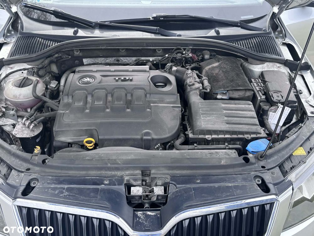 Skoda Octavia 1.6 TDI Edition - 12