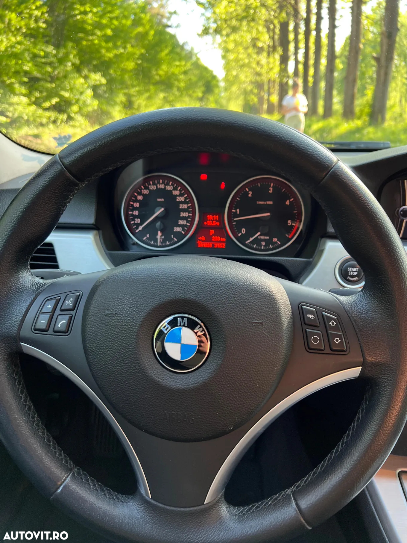 BMW Seria 3 335d DPF Touring Aut. Edition Exclusive - 16