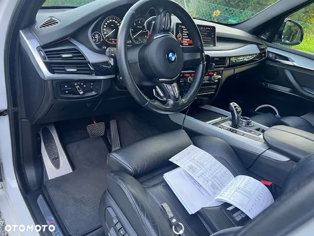 BMW X5 M M50d - 11