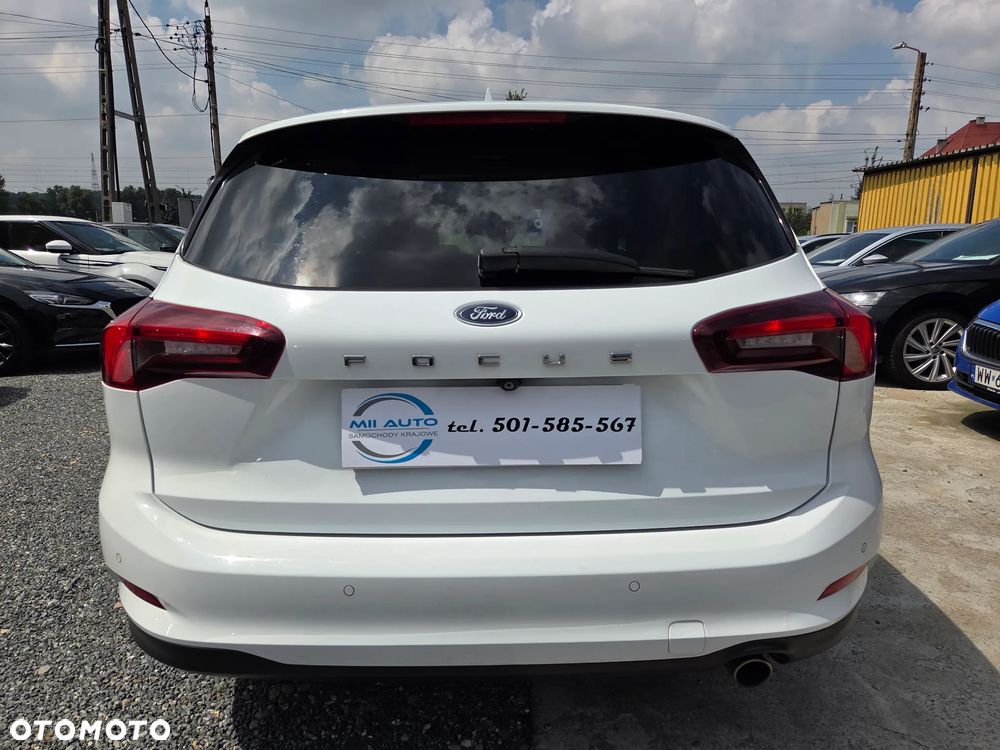 Ford Focus 1.5 EcoBlue SCR Connected - 9