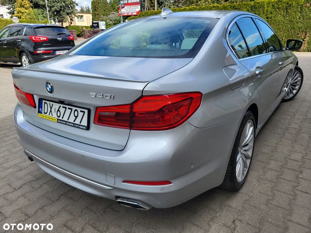 BMW Seria 5 540i xDrive Luxury Line - 4
