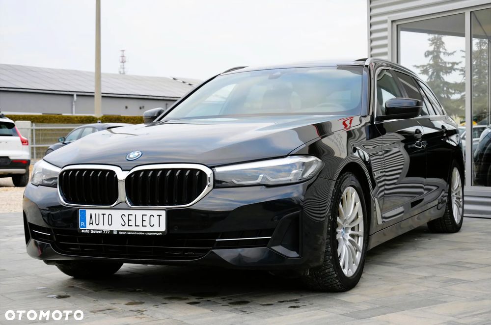 BMW Seria 5 520e Luxury Line - 3
