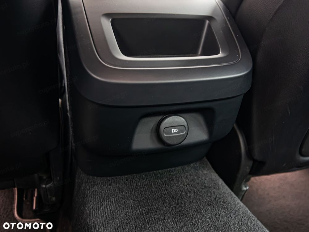 Volvo S60 - 25