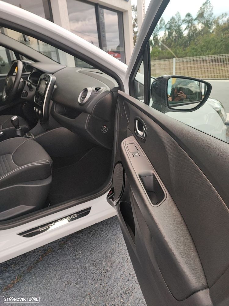 Renault Clio 0.9 TCe Limited - 23