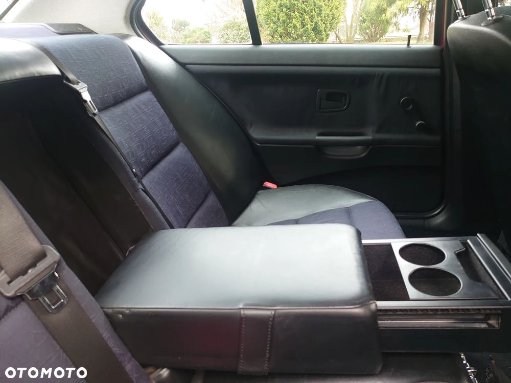 BMW Seria 3 - 16