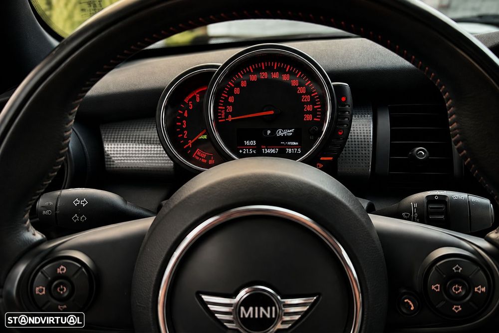 MINI 3 Portas Cooper D Auto - 7