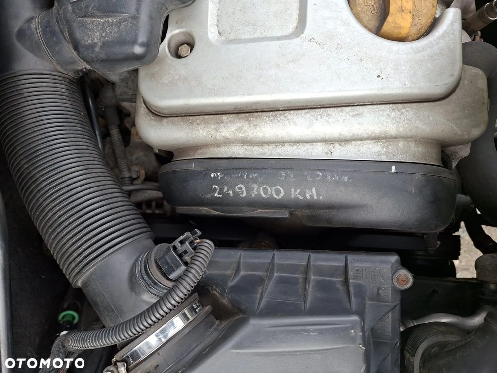 Opel Meriva 1.6 16V Cosmo - 18