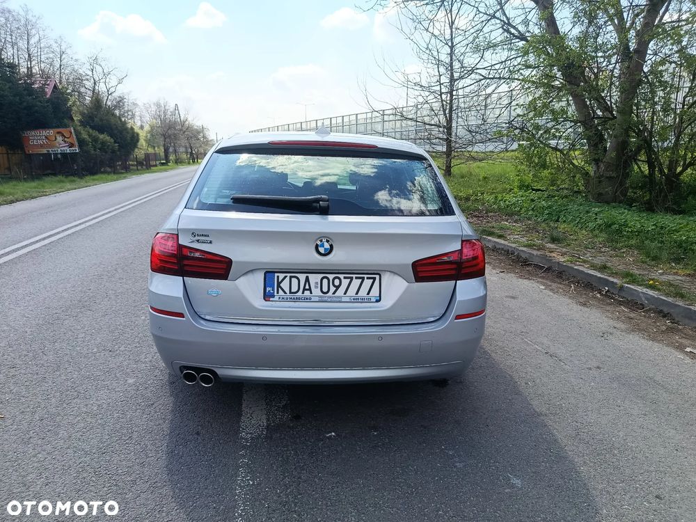 BMW Seria 5 520d xDrive Luxury Line - 9