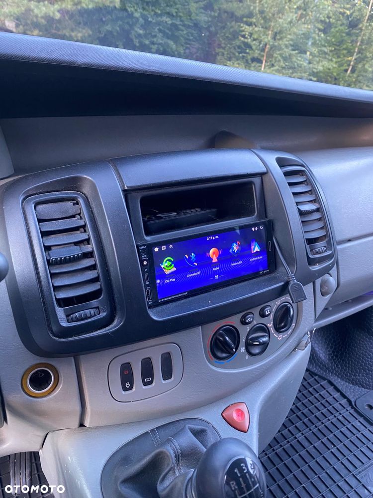 Renault TRAFIC - 4